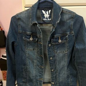 Women jean jacket L